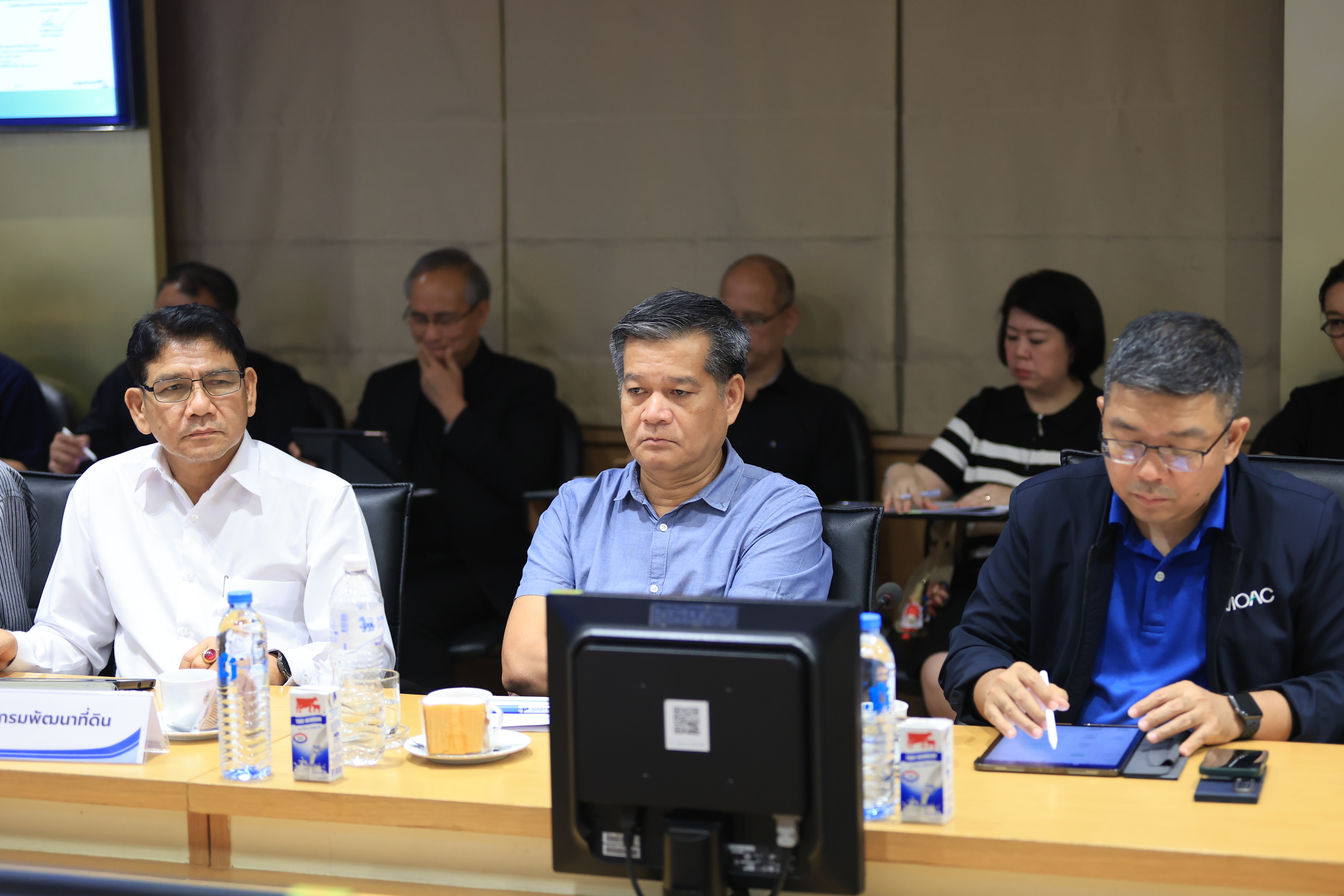 title - ส.ป.ก. ร่วมประชุมหารือแนวทางการรับมือผลกระทบจากสถานการณ์การสู้รบในภูมิภาคตะวันออกกลาง